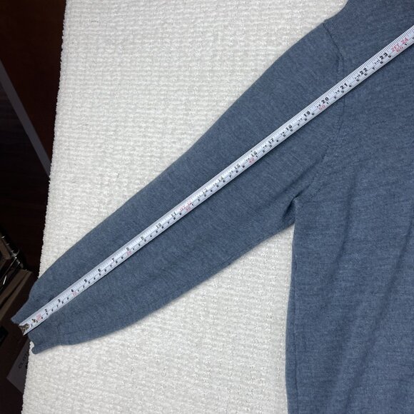 Harry Rosen Made in Italy Fine Merino Wool V Neck Sweater Large Teal Blue Read* - Picture 13 of 16